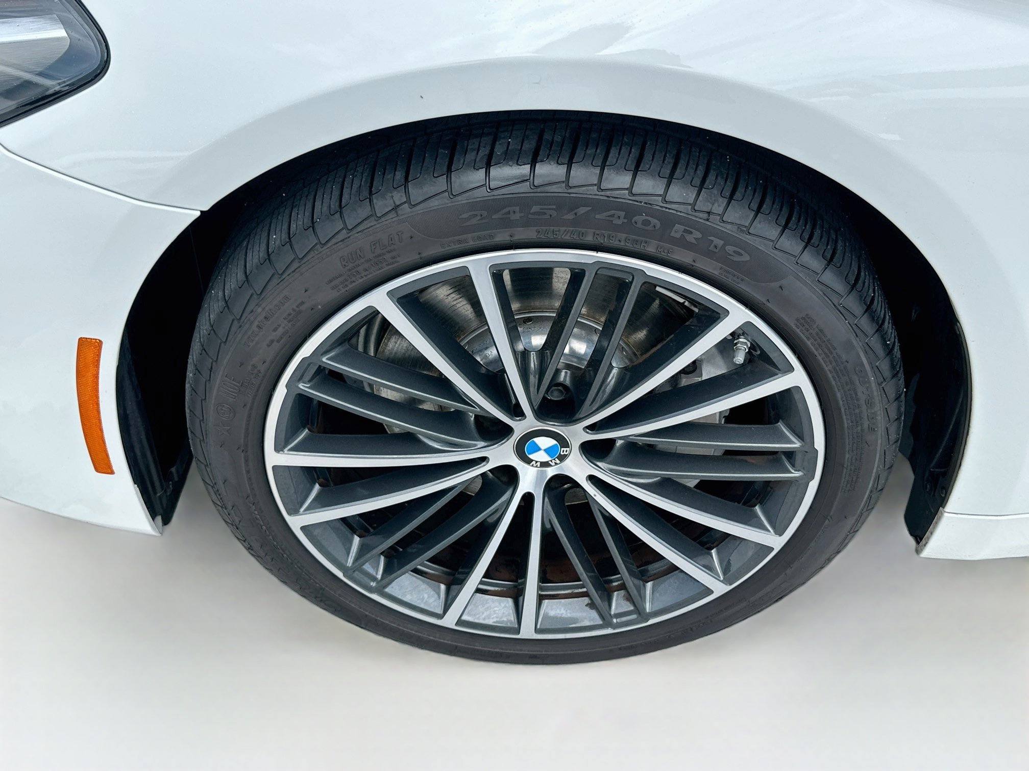 Used 2023 BMW 530i w/ Premium Package RWD image 35