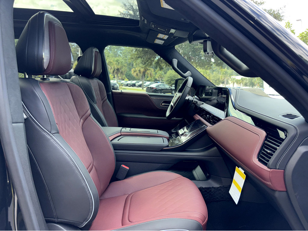 New 2026 INFINITI QX80 Autograph w/ Premium Cargo Package image 16