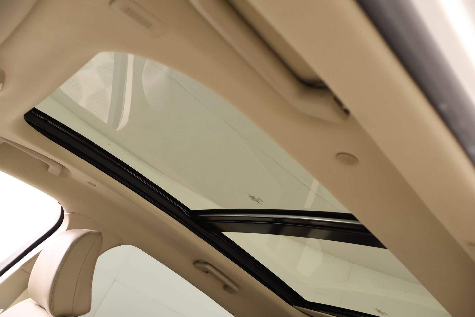Used 2021 Lincoln Nautilus Reserve AWD/4WD image 15