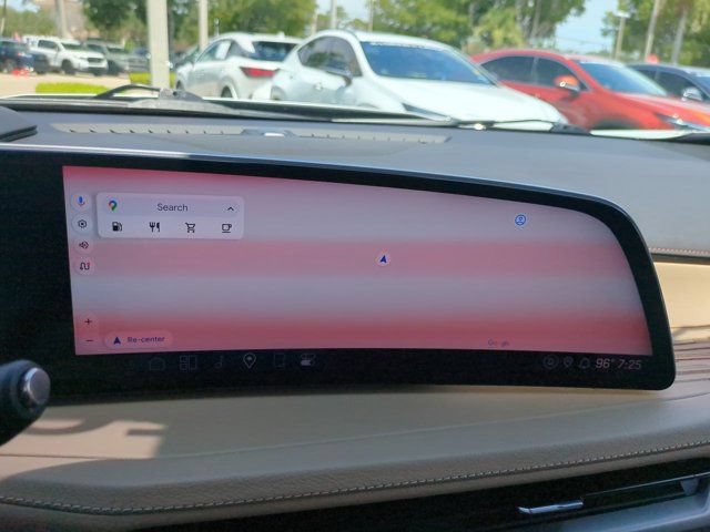 Used 2024 Cadillac XT4 Premium Luxury w/ Active Safety Package FWD image 19