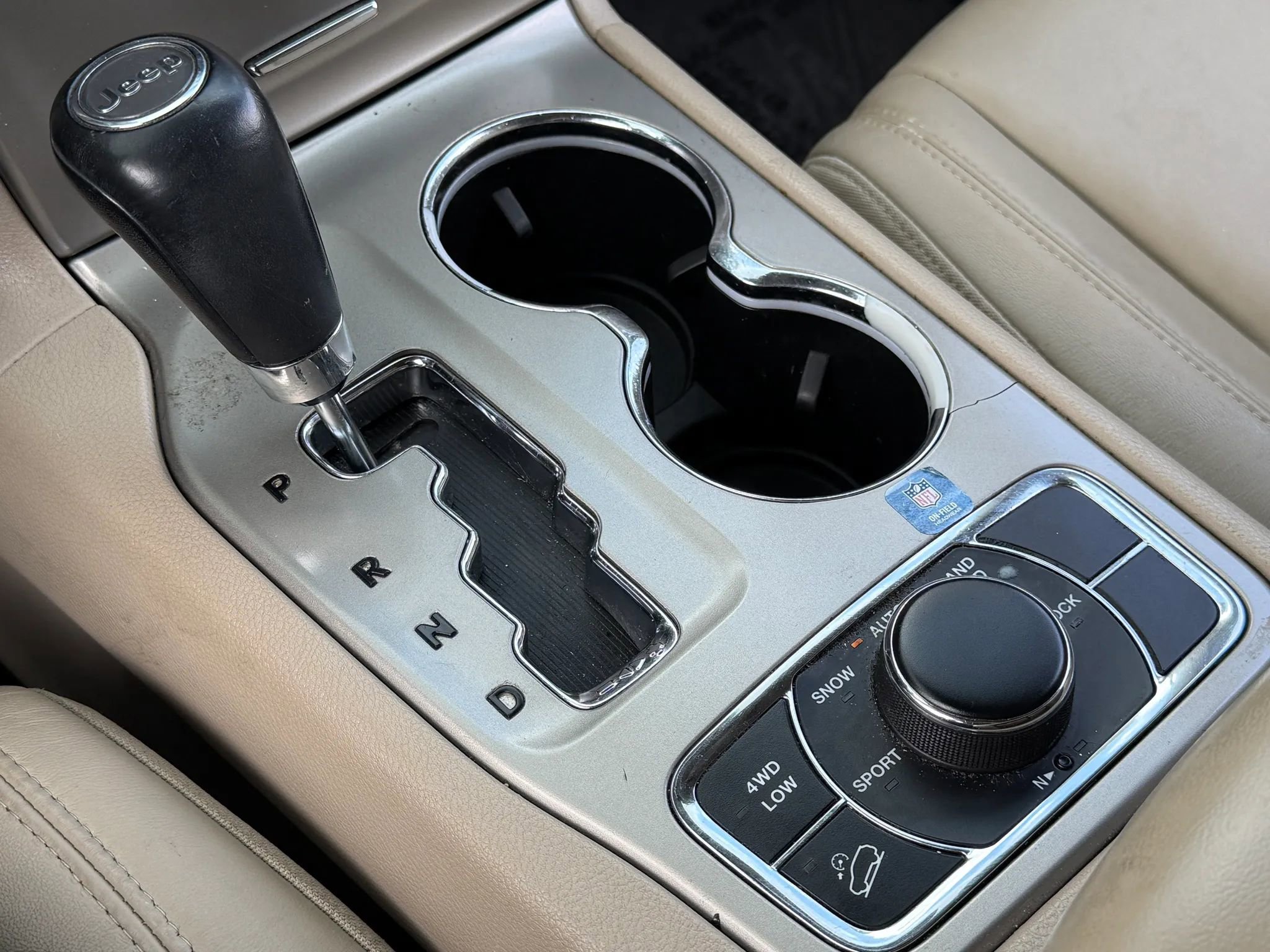 Used 2012 Jeep Grand Cherokee Limited AWD/4WD image 28