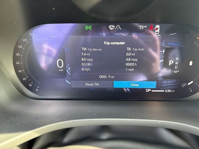 Used 2026 Volvo XC60 B5 Plus w/ Protection Package Premier image 21