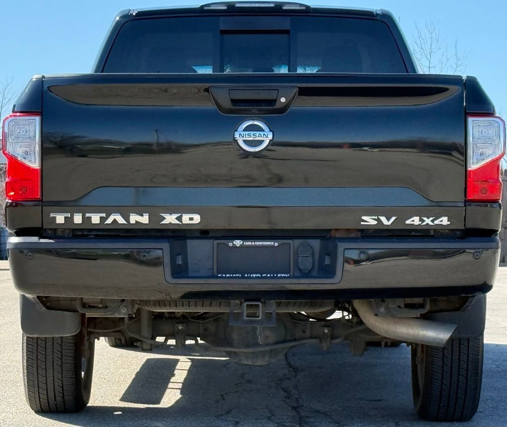Used 2019 Nissan Titan SV w/ SV Convenience Package image 4