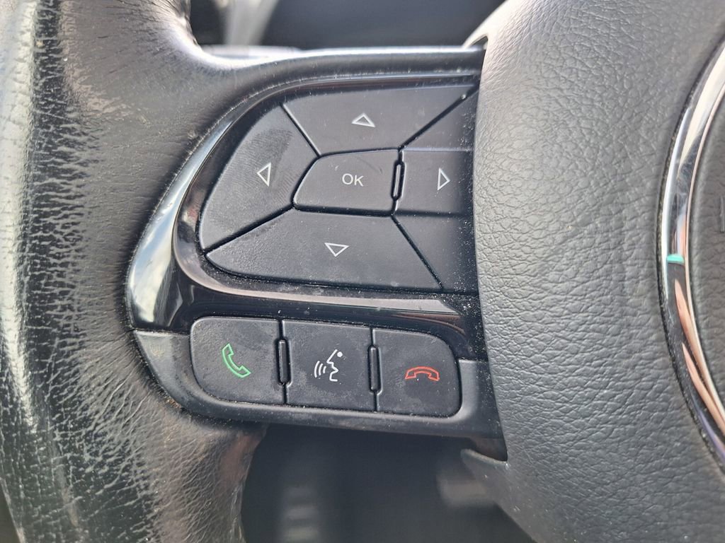 Used 2019 Jeep Renegade Altitude w/ Quick Order Package 2XM FWD image 13