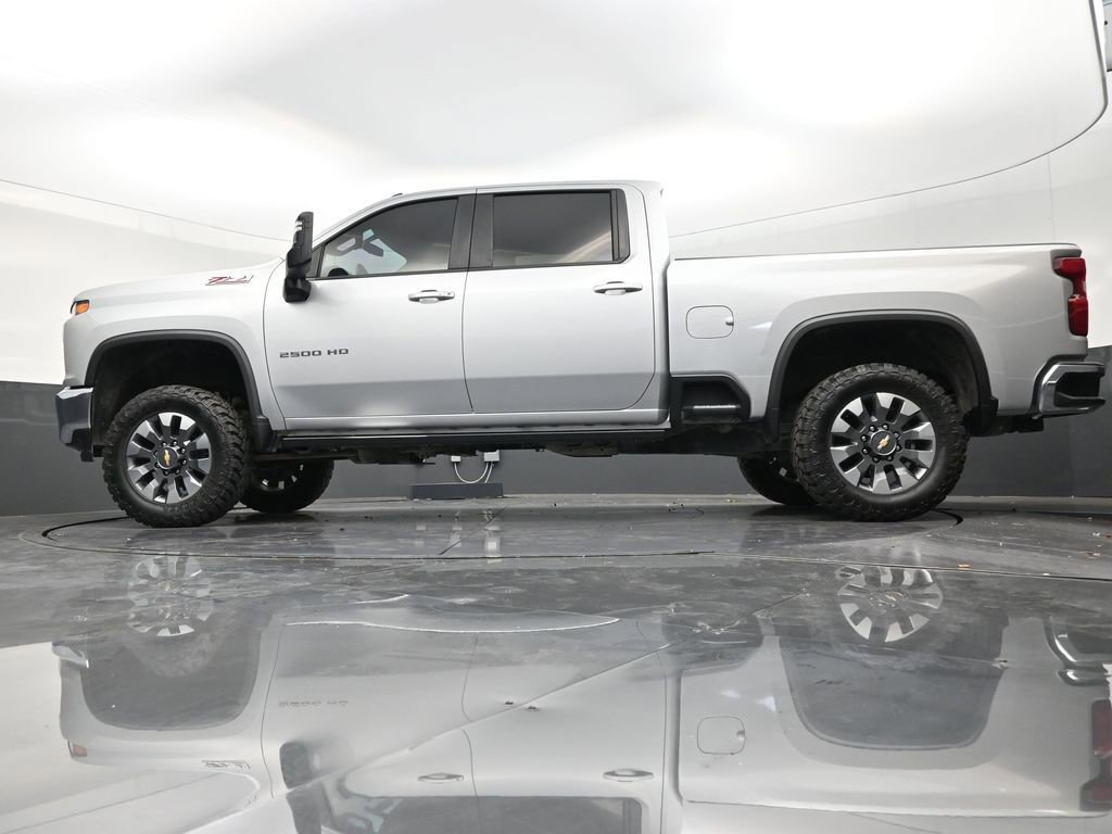 Used 2022 Chevrolet Silverado 2500 LT w/ Convenience Package AWD/4WD image 22