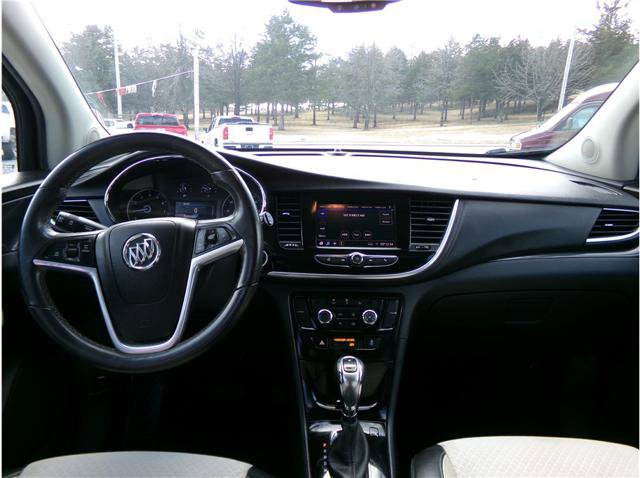 Used 2021 Buick Encore Preferred image 23