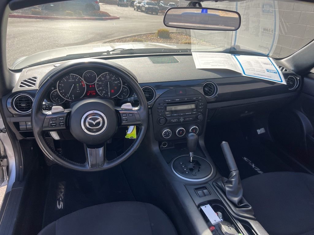 Used 2014 MAZDA MX-5 Miata Sport image 18