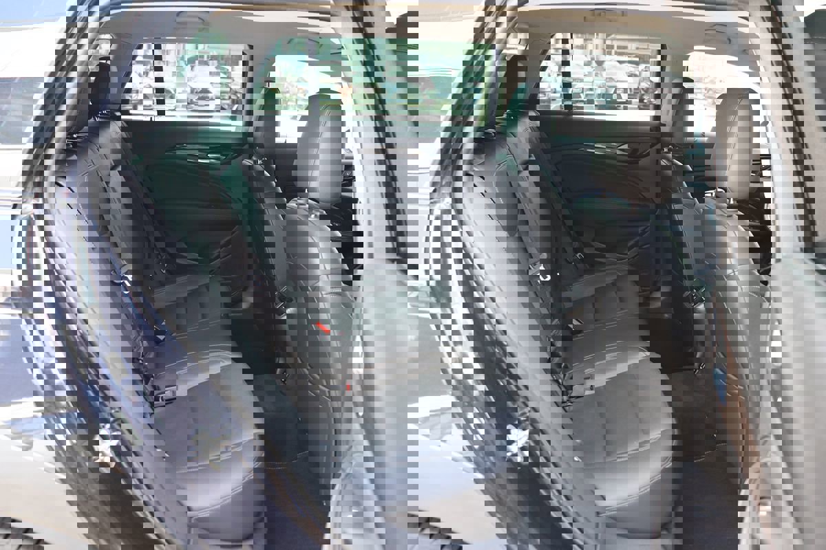 Used 2018 Buick Regal Essence w/ Driver Confidence Package #1 image 65