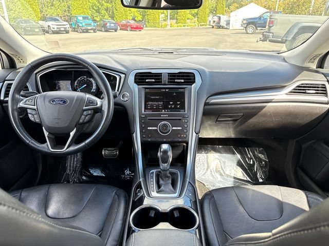 Used 2016 Ford Fusion Energi Titanium FWD image 8