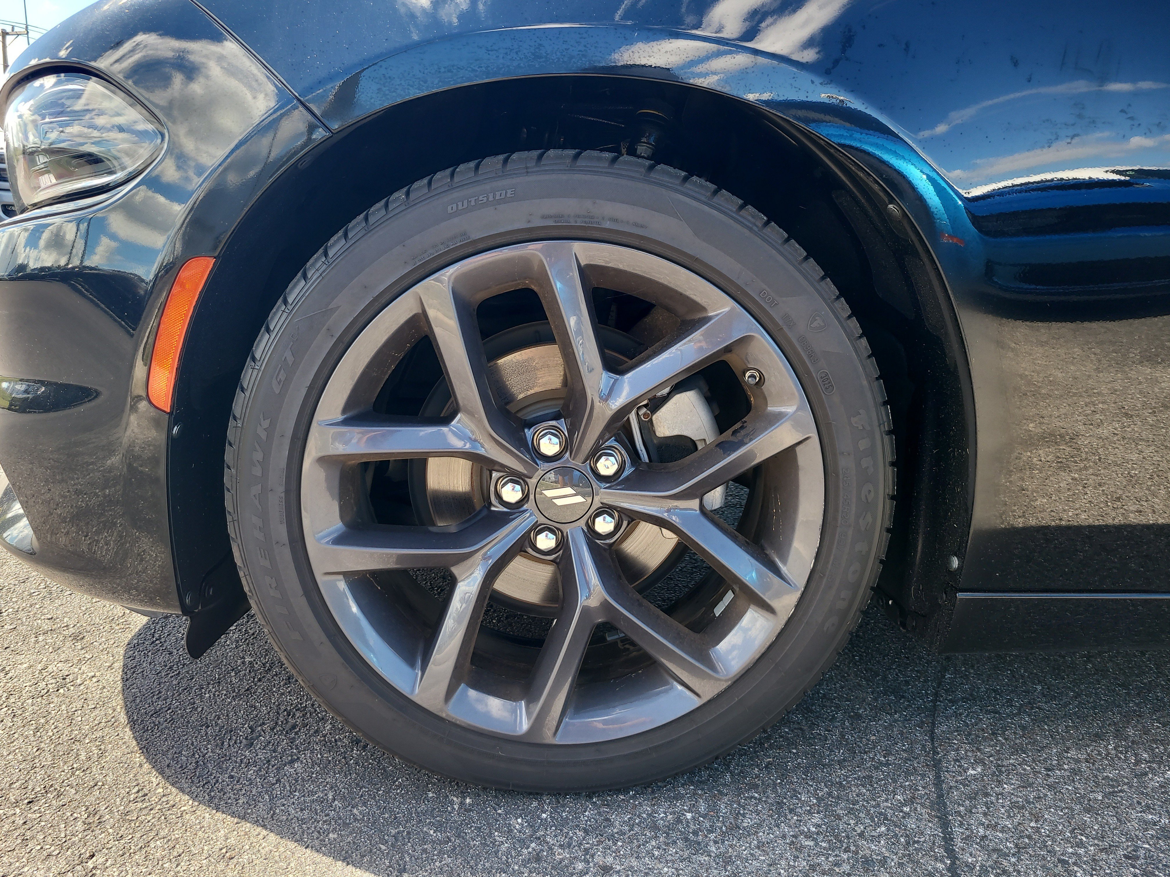 Used 2023 Dodge Charger SXT w/ Blacktop Package RWD image 9