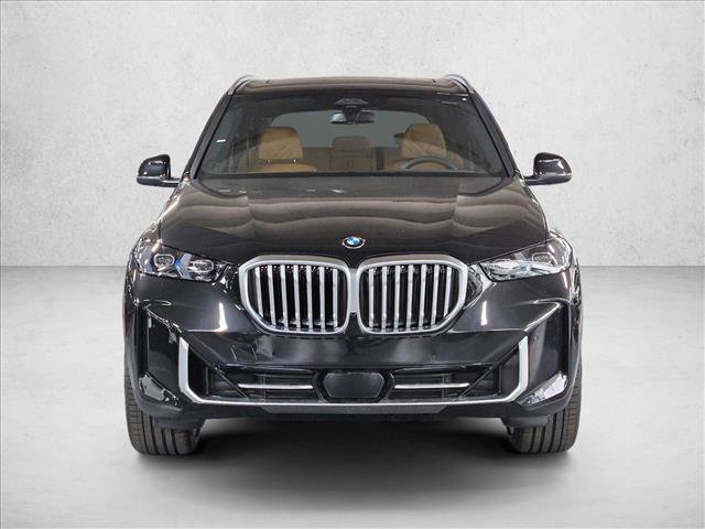 Used 2026 BMW X5 xDrive40i w/ Climate Comfort Package image 2