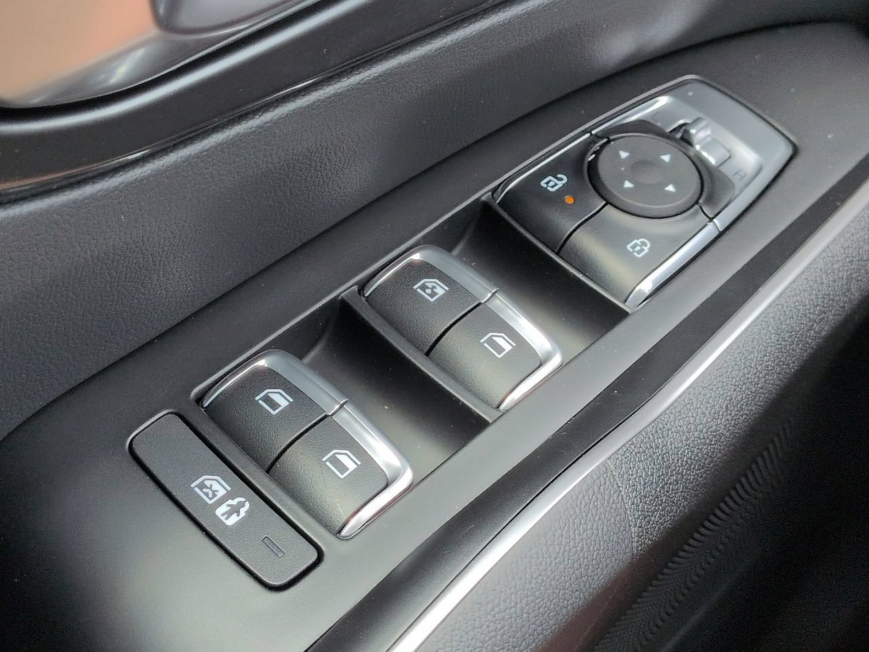 New 2026 Kia Sorento LX FWD image 33