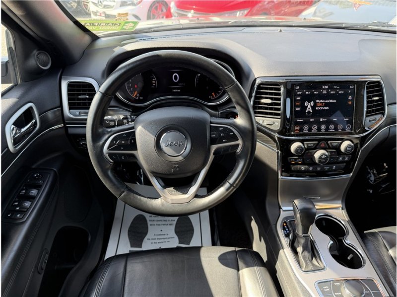 Used 2019 Jeep Grand Cherokee Limited image 37