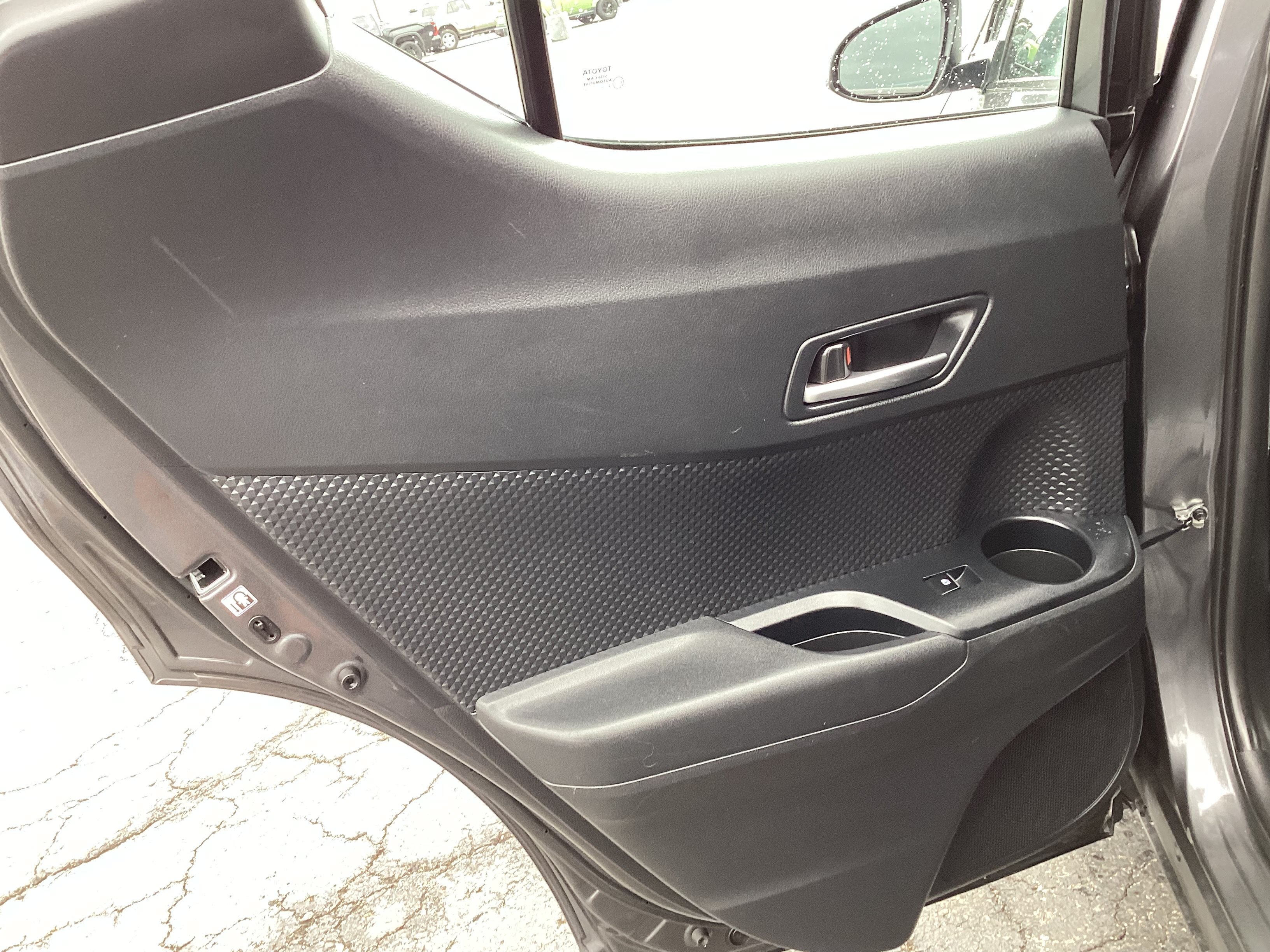 Certified 2018 Toyota C-HR XLE FWD image 15