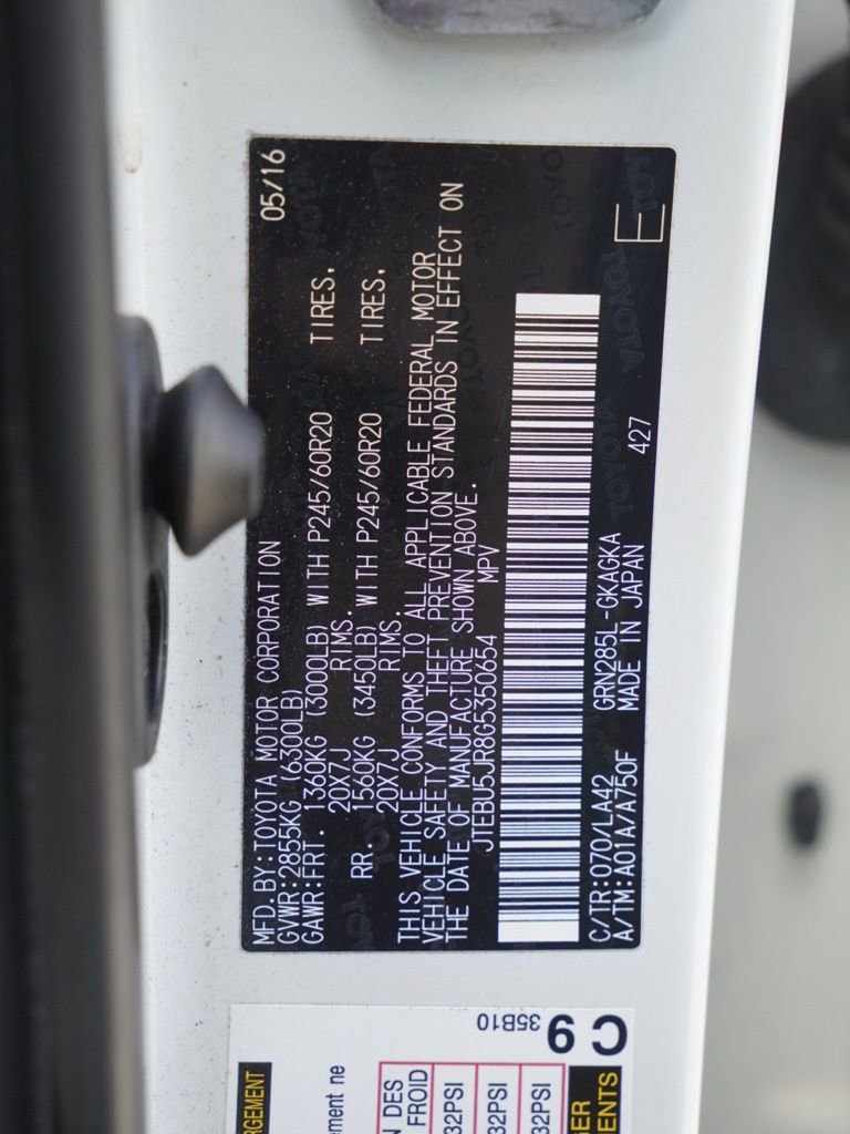 Used 2016 Toyota 4Runner Limited image 32