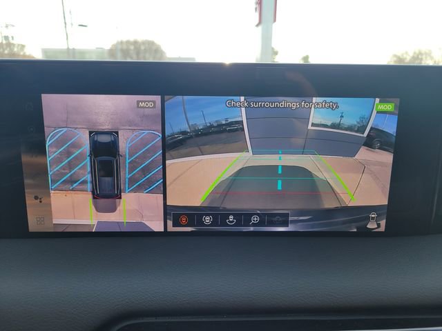 New 2025 Nissan Armada SL w/ Captain's Chari Seat Package image 23