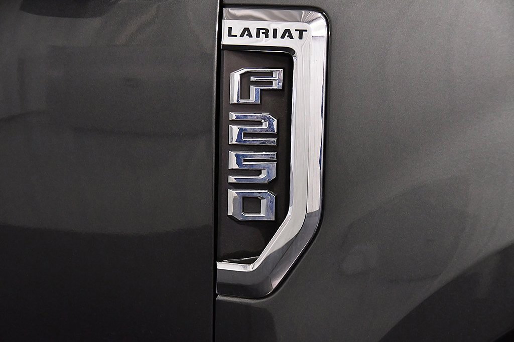 Used 2017 Ford F250 Lariat w/ Lariat Ultimate Package image 10