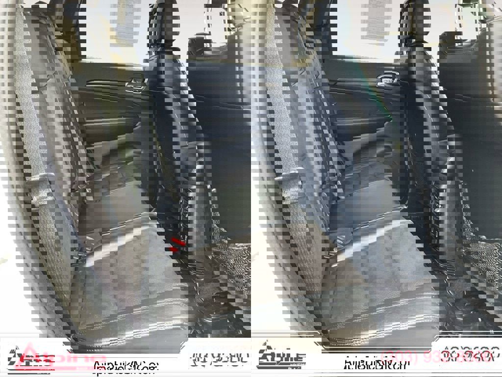 Used 2019 Jeep Grand Cherokee Altitude image 13