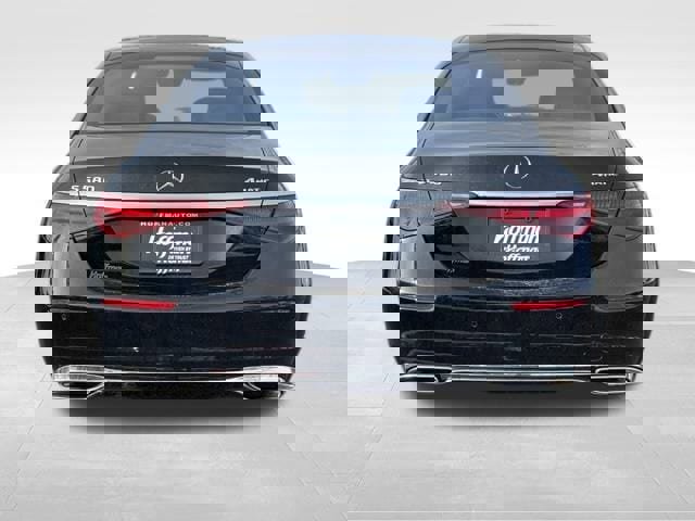 Used 2022 Mercedes-Benz S 580 4MATIC Sedan image 4