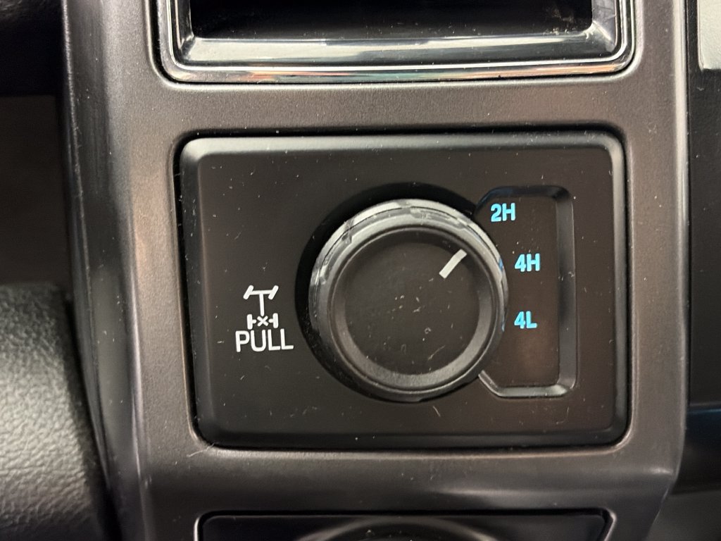 Used 2017 Ford F150 XLT w/ Equipment Group 302A Luxury AWD/4WD image 22