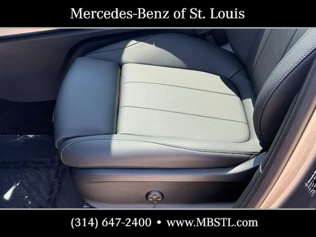 New 2026 Mercedes-Benz GLB 250 4MATIC image 14