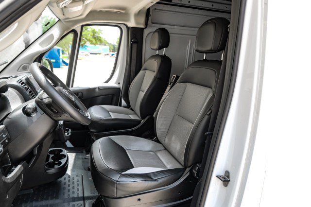 Used 2024 RAM ProMaster 2500 w/ Convenience Group FWD image 25