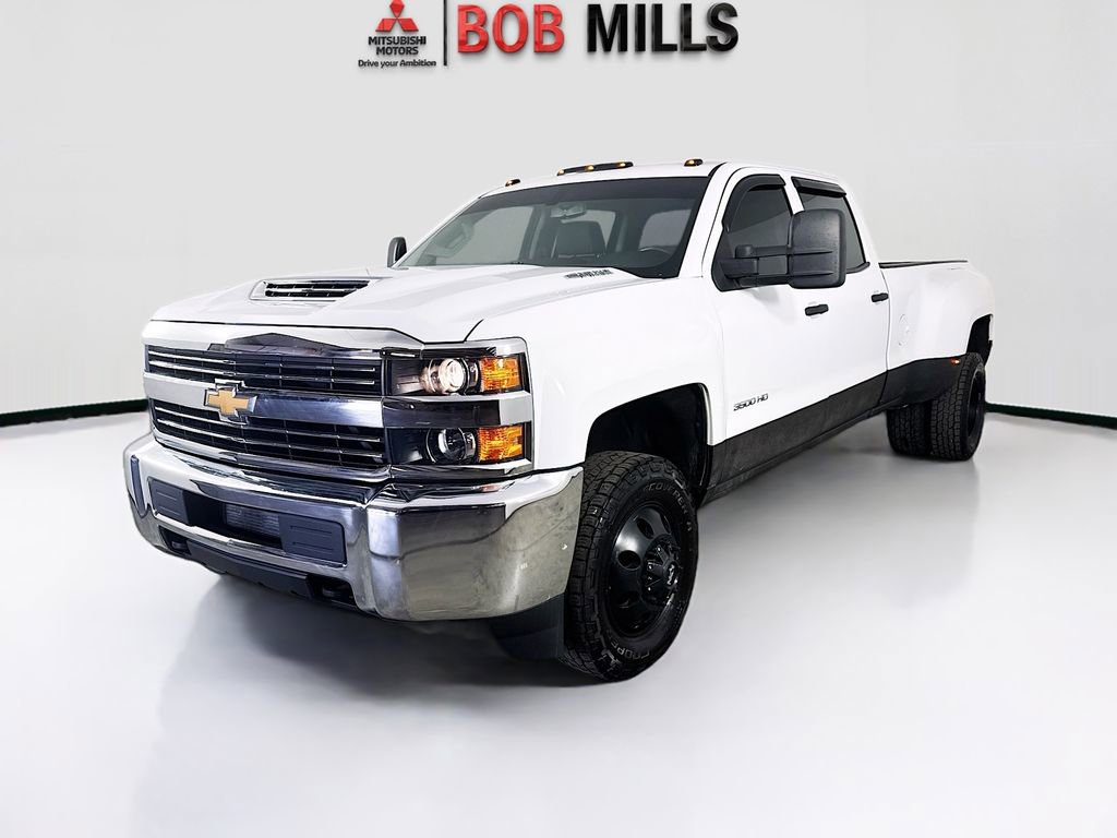 Used 2018 Chevrolet Silverado 3500 W/T RWD image 3