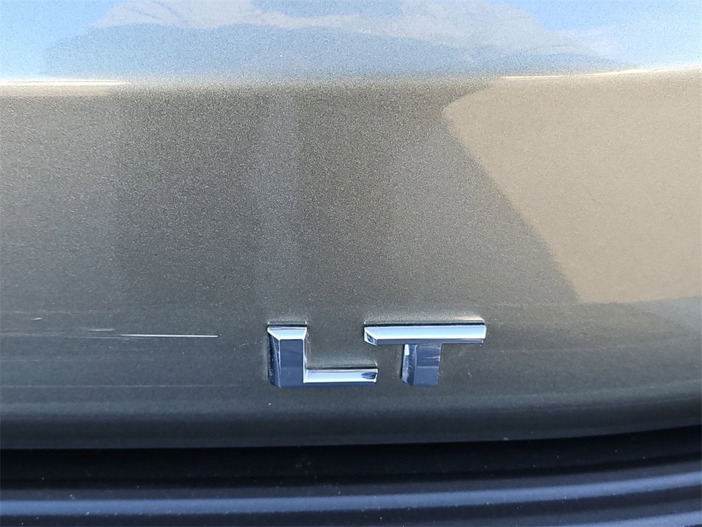 Certified 2024 Chevrolet Suburban LT image 32