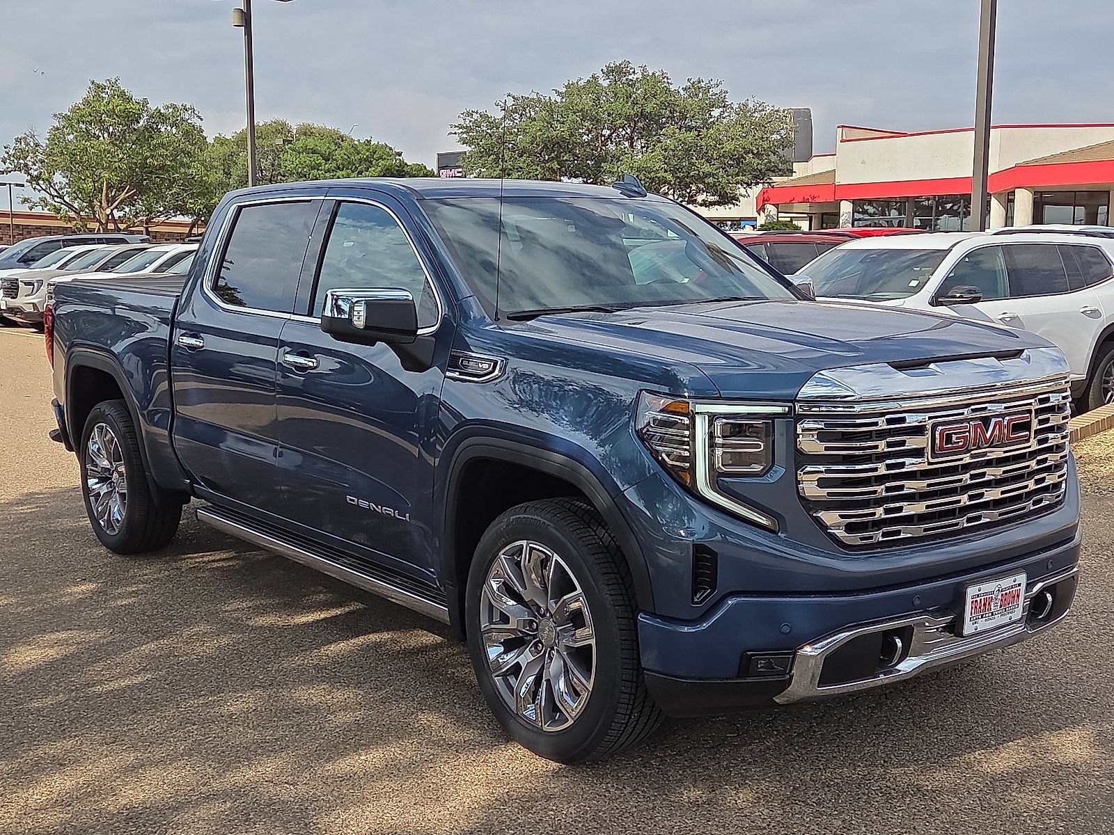New 2026 GMC Sierra 1500 Denali w/ Denali Reserve Package AWD/4WD image 5