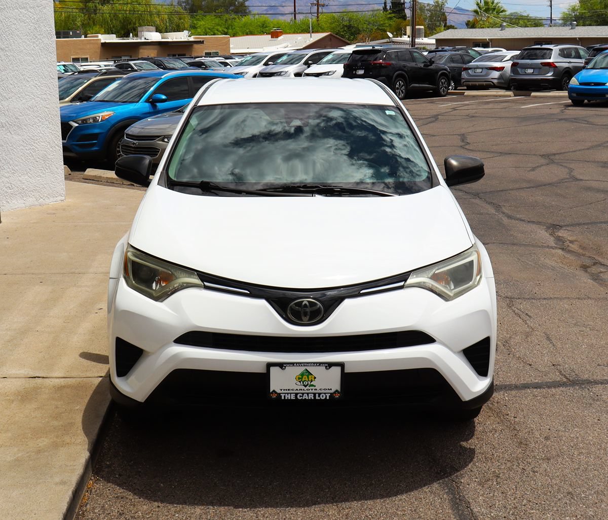 Used 2018 Toyota RAV4 LE w/ All Weather Liner Package FWD image 15