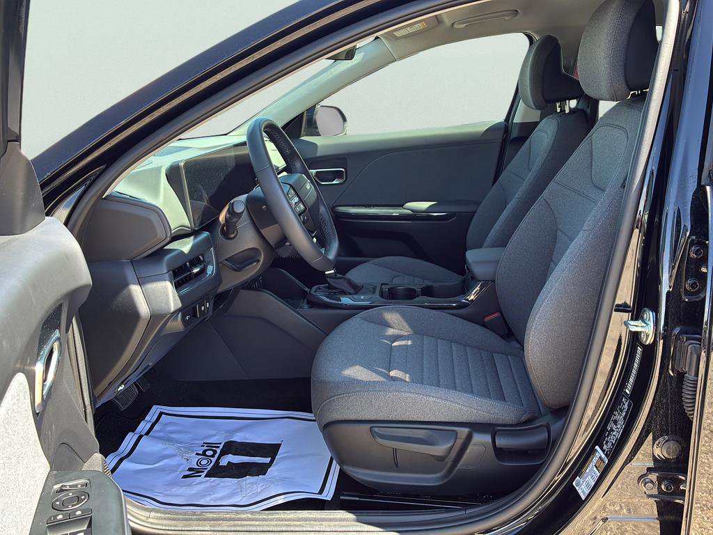 Certified 2025 Kia K4 EX image 22
