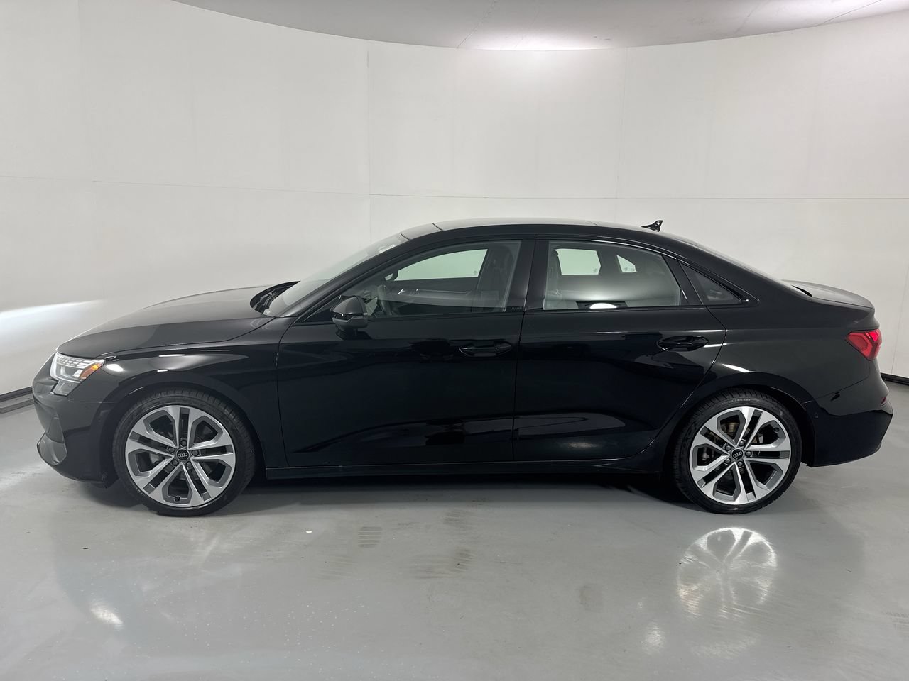 Used 2025 Audi A3 2.0T Premium Plus w/ Premium Plus Package AWD/4WD video 2