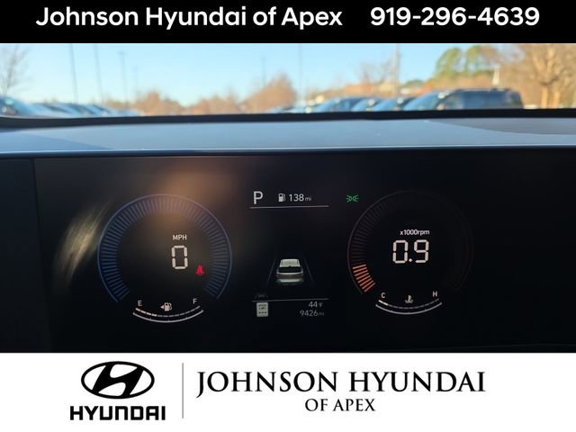 Certified 2025 Hyundai Kona SEL image 28