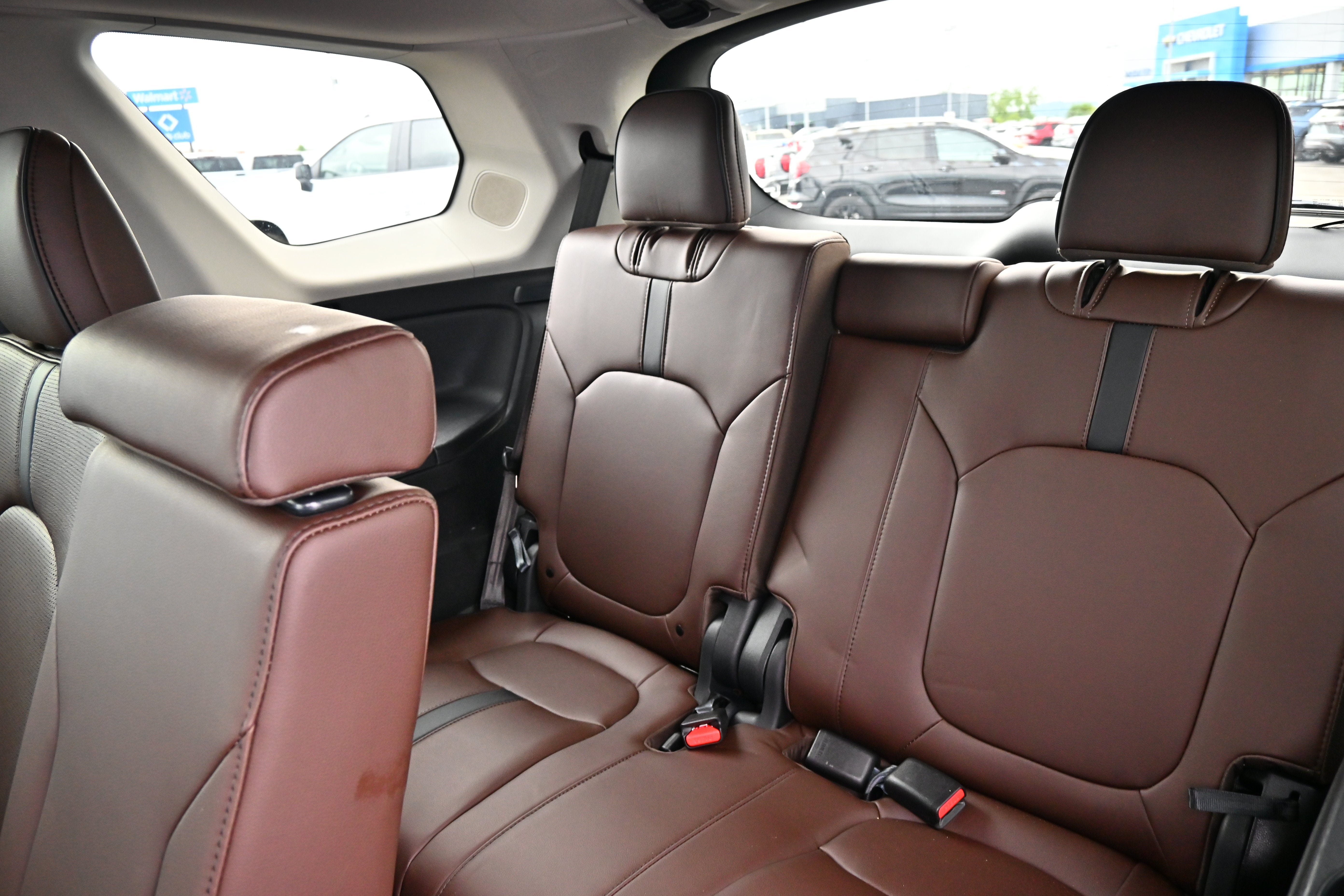 Used 2025 Honda Pilot Elite image 17