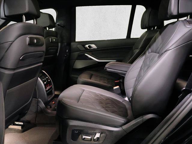New 2027 BMW X7 xDrive40i w/ M Sport Package AWD/4WD image 18