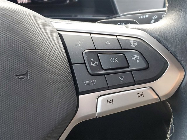 Used 2025 Volkswagen Atlas Cross Sport SE image 27