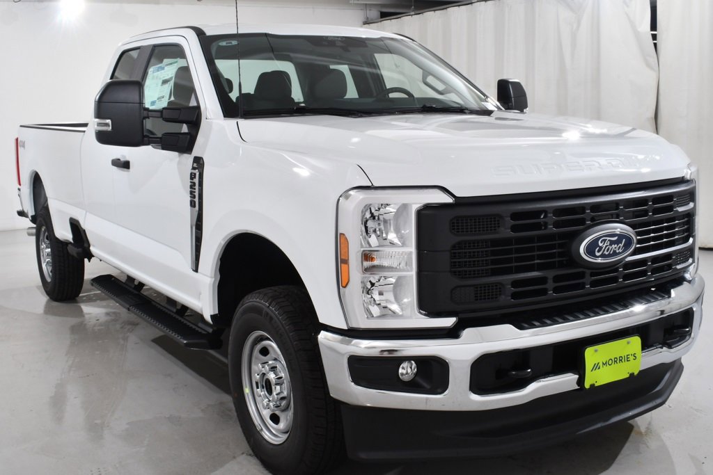 New 2025 Ford F250 XLT image 9