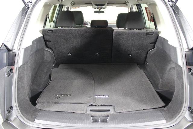 Certified 2023 Nissan Rogue SV image 17