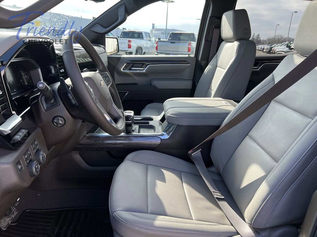 New 2026 Chevrolet Silverado 1500 LTZ w/ Technology Package AWD/4WD image 4
