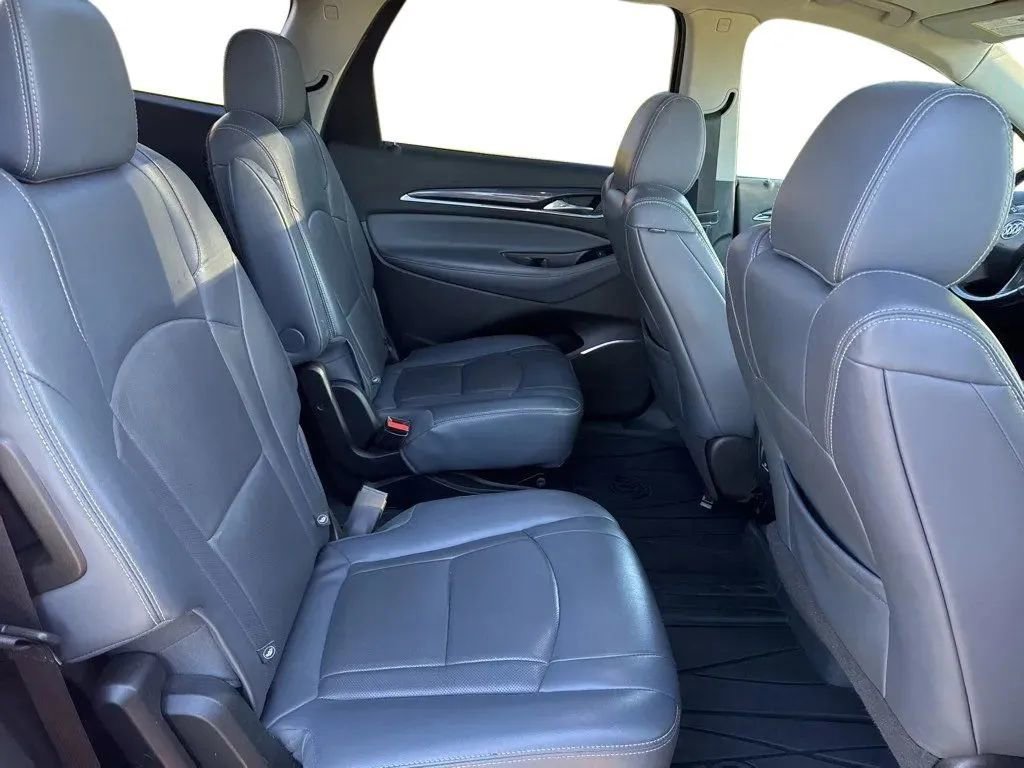 Used 2019 Buick Enclave Premium w/ Experience Buick Package image 30