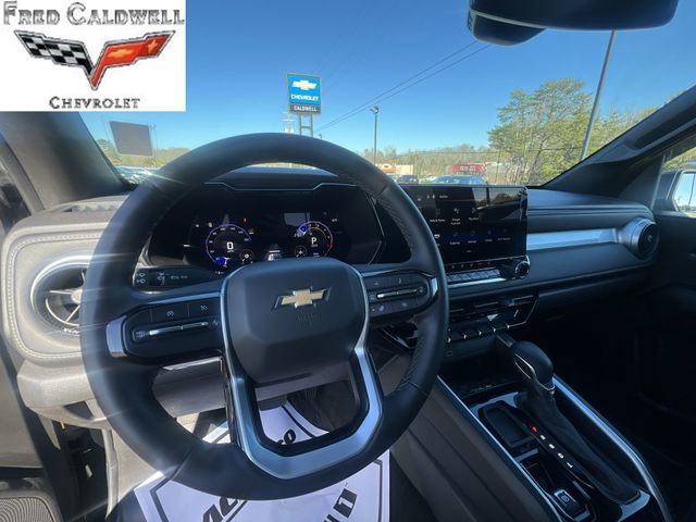 Used 2024 Chevrolet Colorado LT w/ LT Convenience Package III image 16