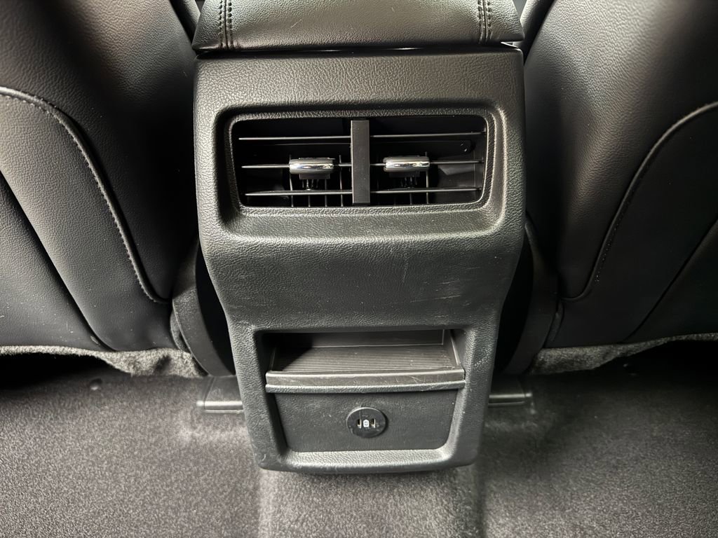 Certified 2024 Ford Edge SEL AWD/4WD image 11