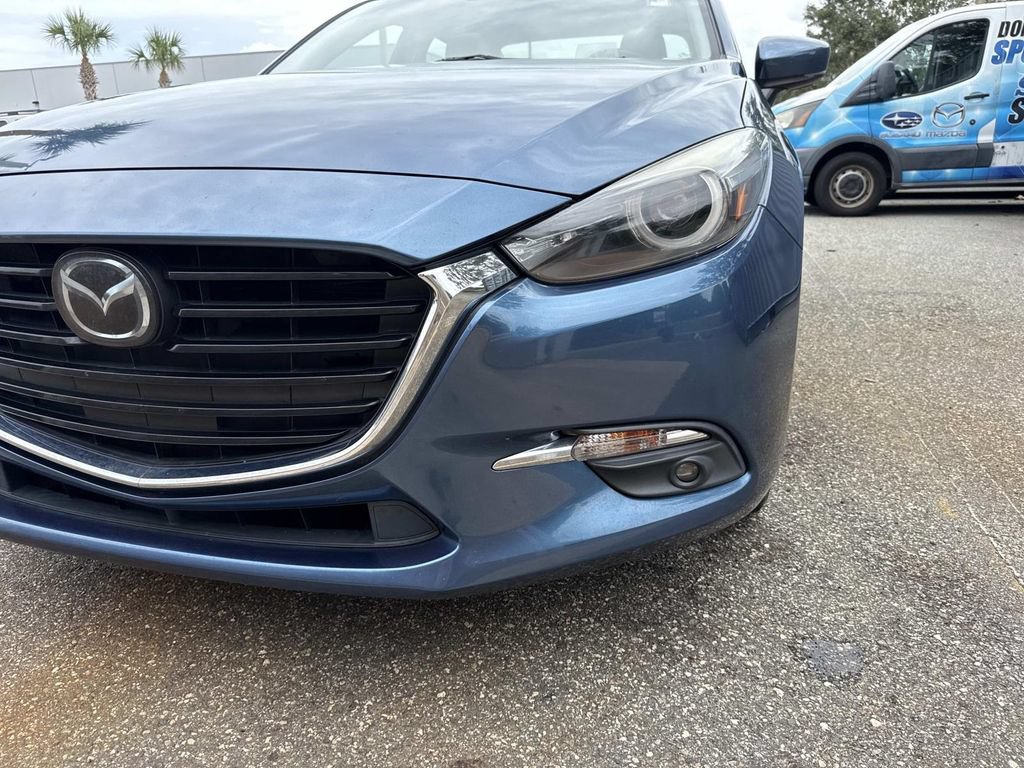 Used 2017 MAZDA MAZDA3 Grand Touring w/ Premium Equipment Package FWD image 9