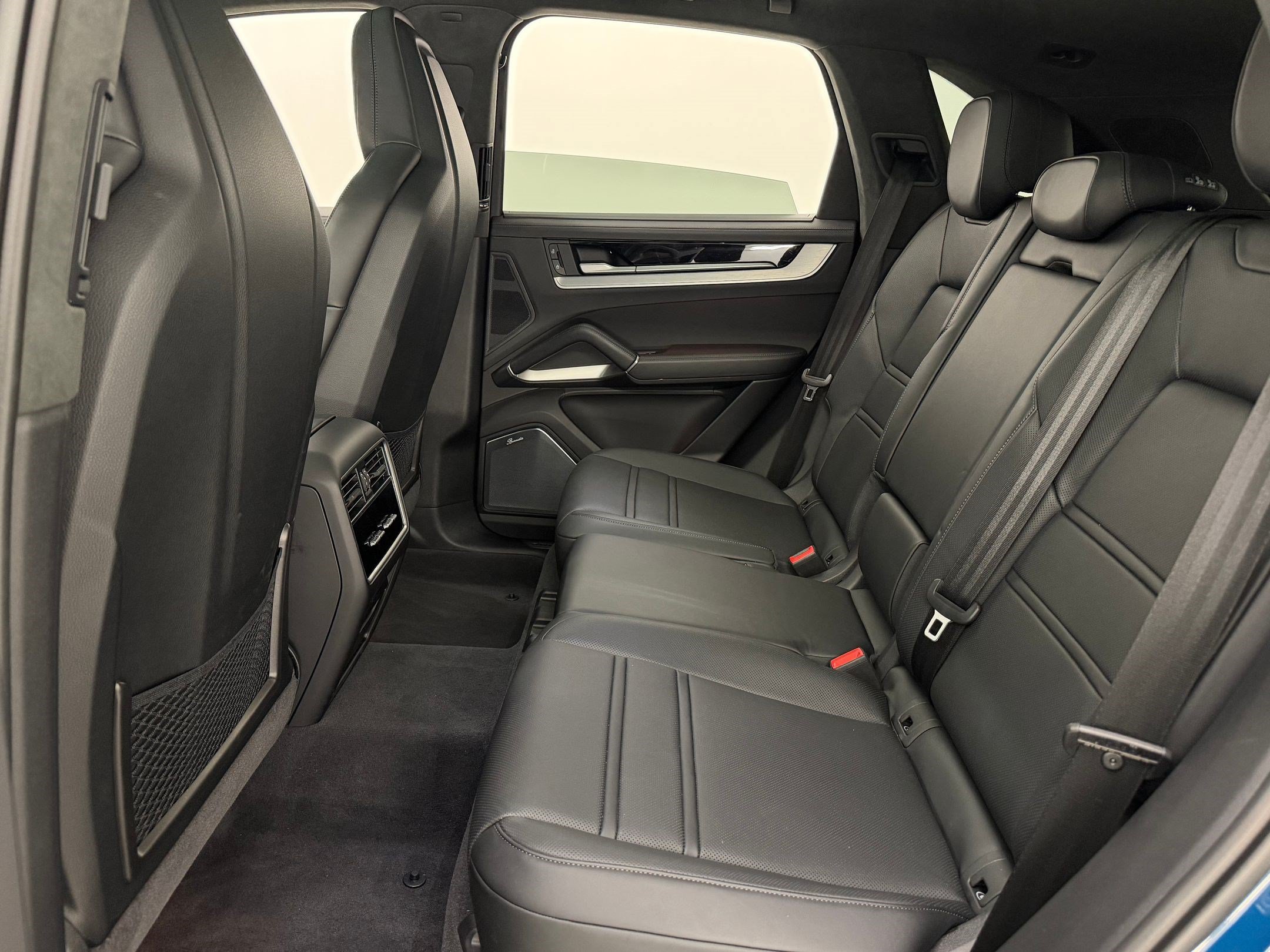 New 2025 Porsche Cayenne GTS AWD/4WD image 22