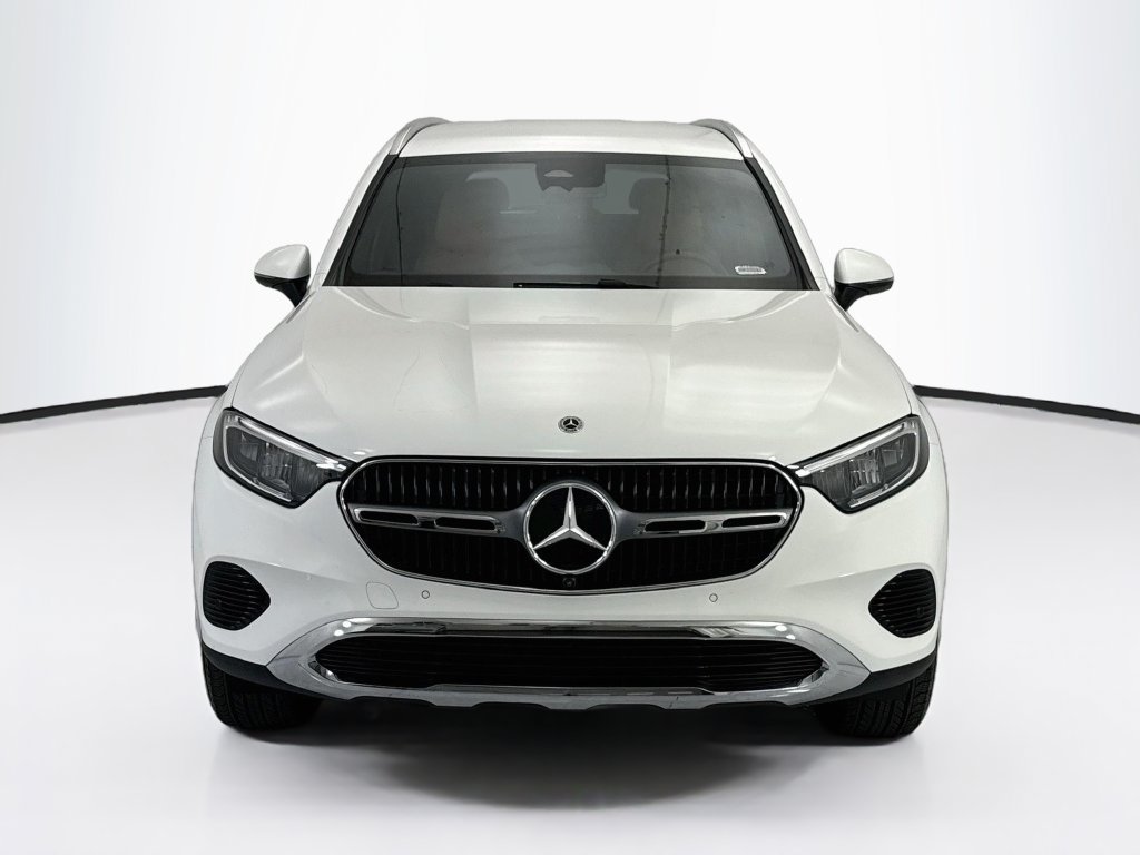 Certified 2026 Mercedes-Benz GLC 300 image 2