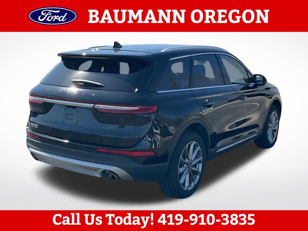 Used 2022 Lincoln Corsair AWD w/ Premium Package image 5
