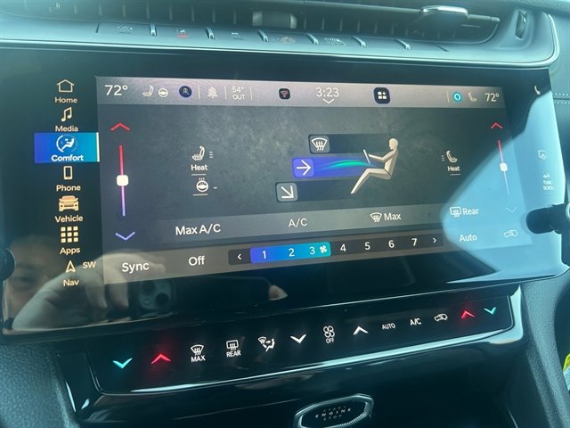 New 2026 Jeep Grand Cherokee Altitude image 28