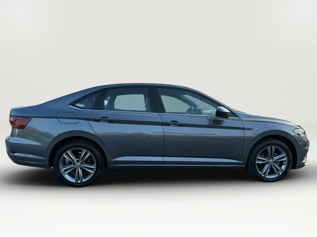 Used 2019 Volkswagen Jetta R-Line w/ R-Line Cold Weather Package FWD image 6