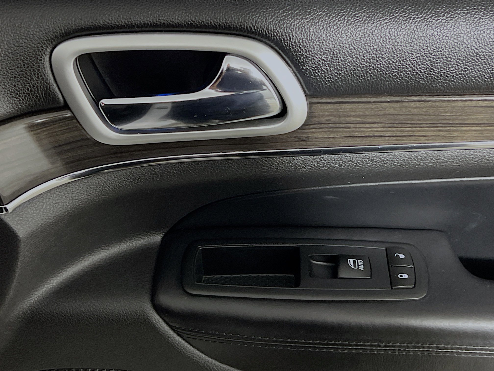 Used 2016 Jeep Grand Cherokee High Altitude image 32