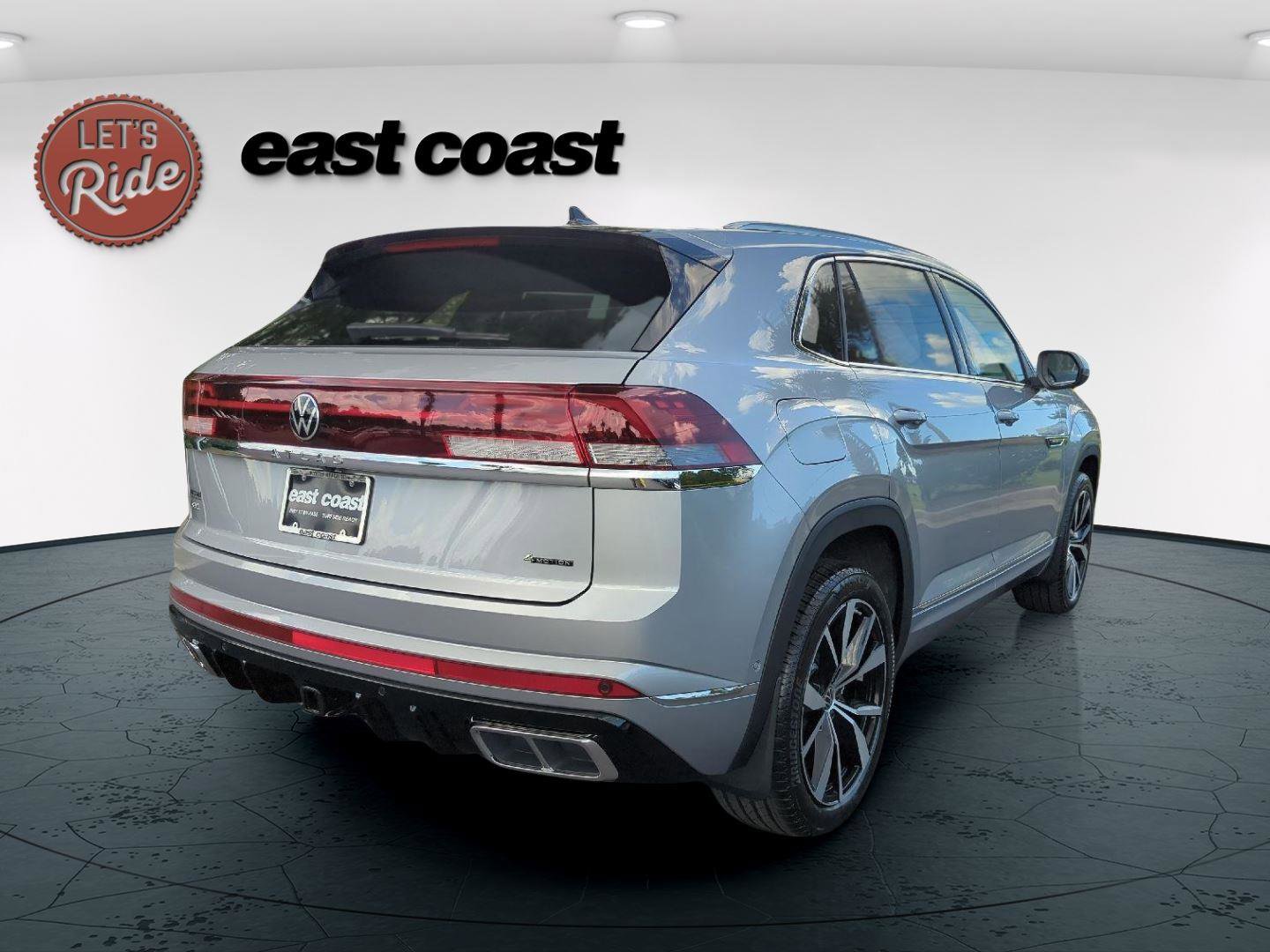 New 2026 Volkswagen Atlas Cross Sport SEL Premium R-Line image 5